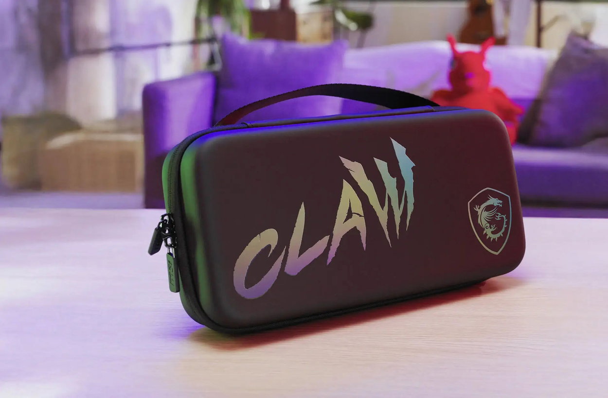 Portable Stand Mode Transform into portable stand mode for your Claw with innovative removable cushion panel design.