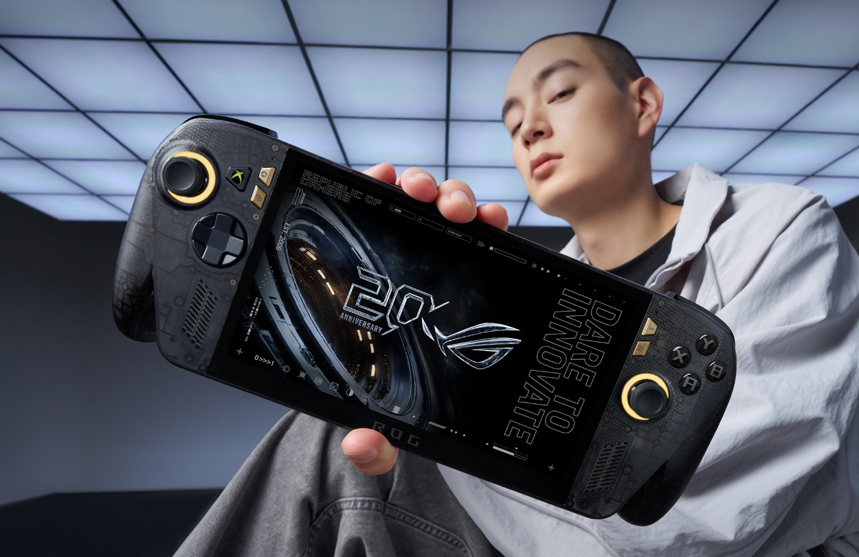 Herní konzole ASUS ROG XBOX Ally X20
