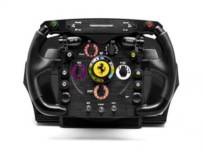 Závodní volant s licencí Ferrari