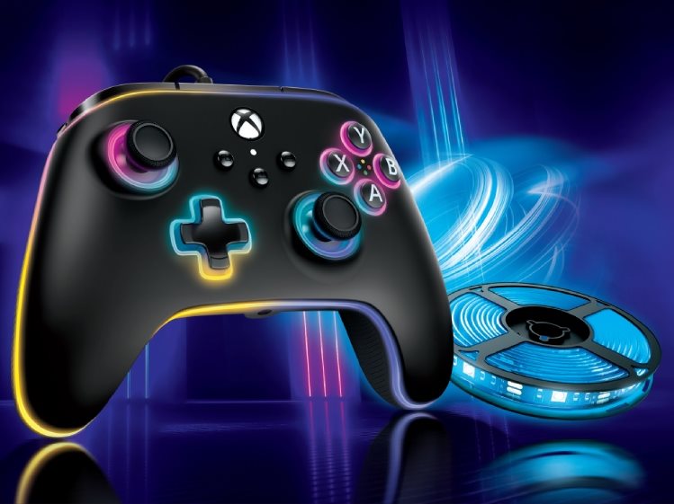 PowerA Advantage Wired Controller - Xbox Series X|S with Lumectra + RGB LED Strip
